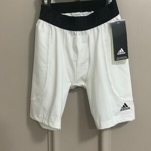 Adidas boys NWT white slider Shorts, no cup  with Black Waistband. Size small